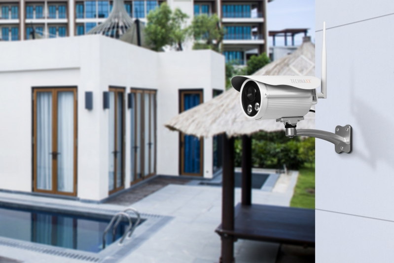 Technaxx TX-61 Patrone IP-Sicherheitskamera 1 MP (720p) Innen & Außen WLAN LAN Nachtsicht 30 m IP66 Decke/Wand Weiß