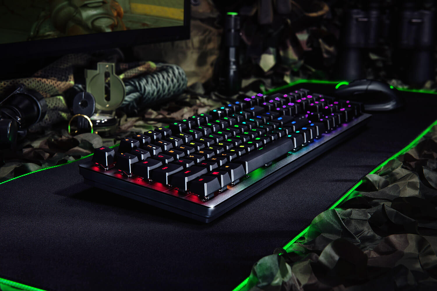 Razer Huntsman Gaming Keyboard Opto-Mechanical Purple Switches RGB CHE Layout - QWERTZ