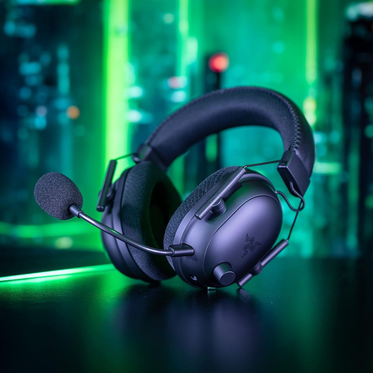 Razer BlackShark V2 Pro 2020 Gaming Headset Wireless RF + 3.5mm Virtual 7.1 Surround-Sound for PC Black