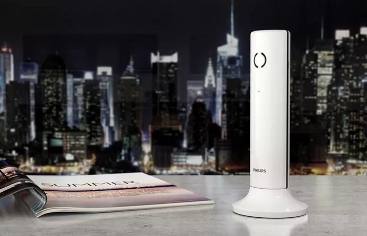 Philips Festnetztelefon M4501W/01 - Kompaktes Design - HQ-Sound und Freisprechen - Telefonbuch mit bis zu 50 Namen - ECO-Modus - 16 Stunden Gesprächszeit - Weiss