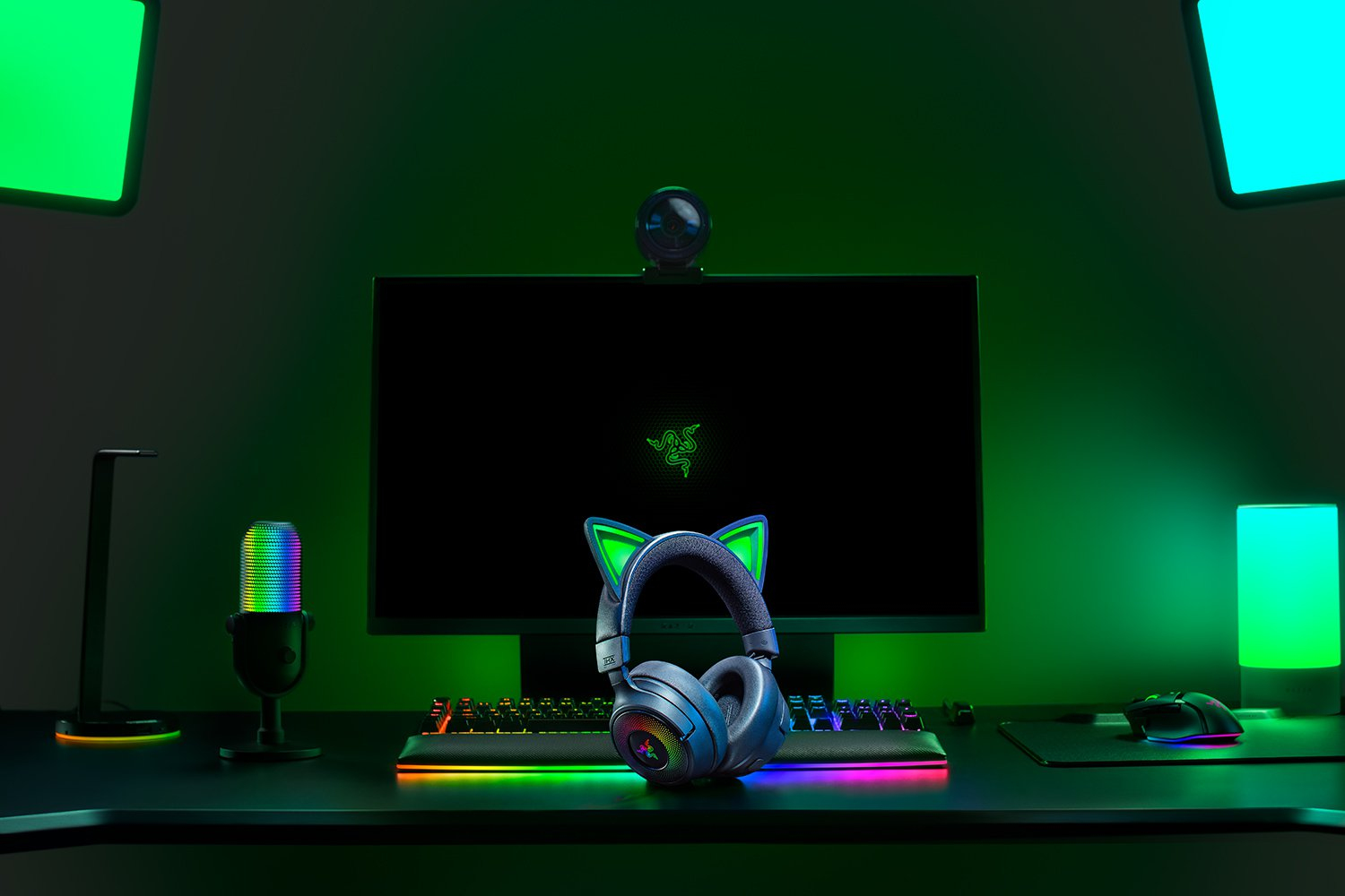 Razer Kraken Kitty V3 Pro Kabelloses Gaming-Headset, USB Typ-A, Bluetooth 5.3, HyperSpeed 2,4 GHz, THX Spatial Audio, RGB Katzenohren, 70 Std., Schwarz