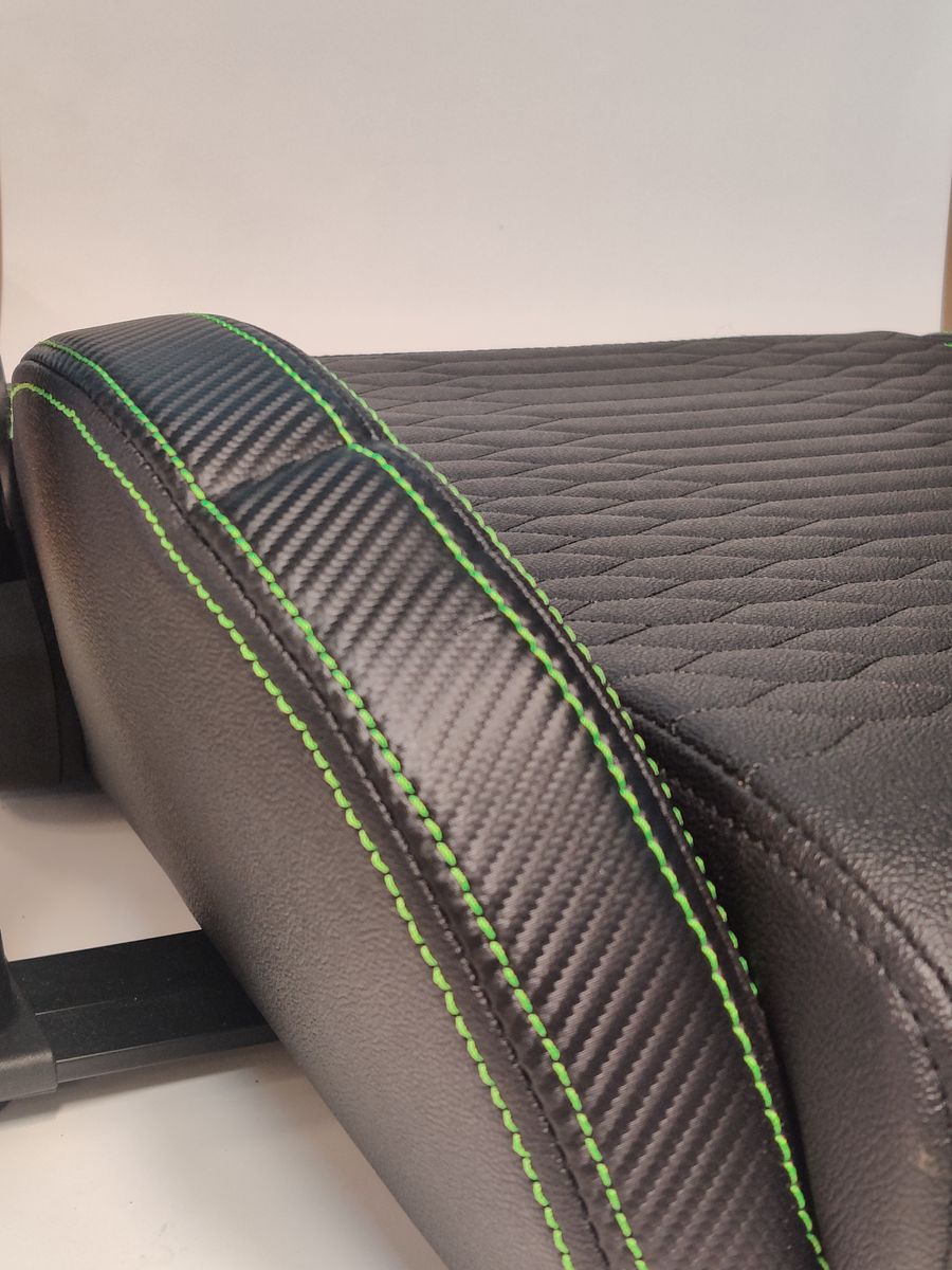 Razer Iskur X Ergonomic Gaming & Office Chair PVC < 136kg Black/Green