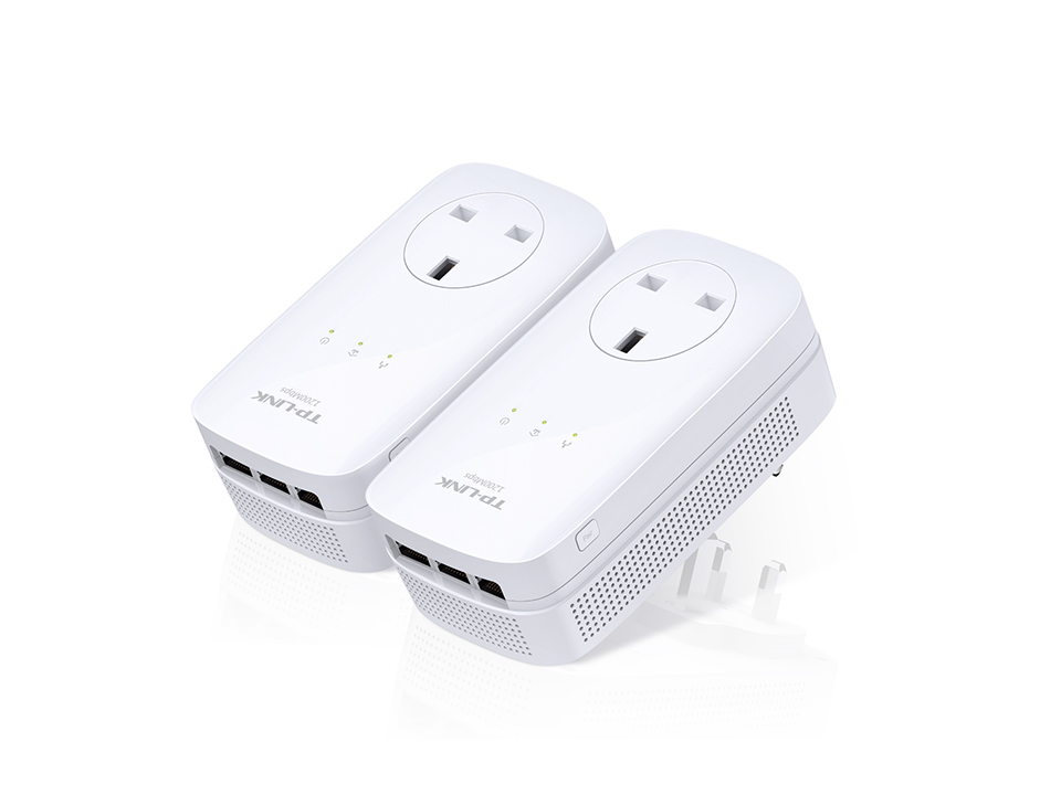 TP-Link AV1200 3-port Gigabit Passthrough Powerline Starter Kit