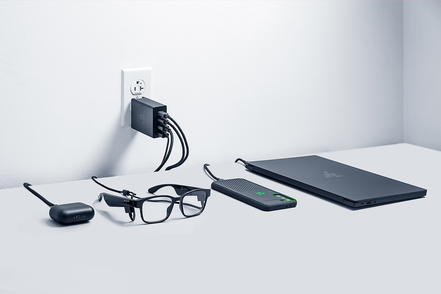 Razer USB-C 130W GaN Charger Schnellladegerät 2x USB-C 2x USB-A Black EU & UK