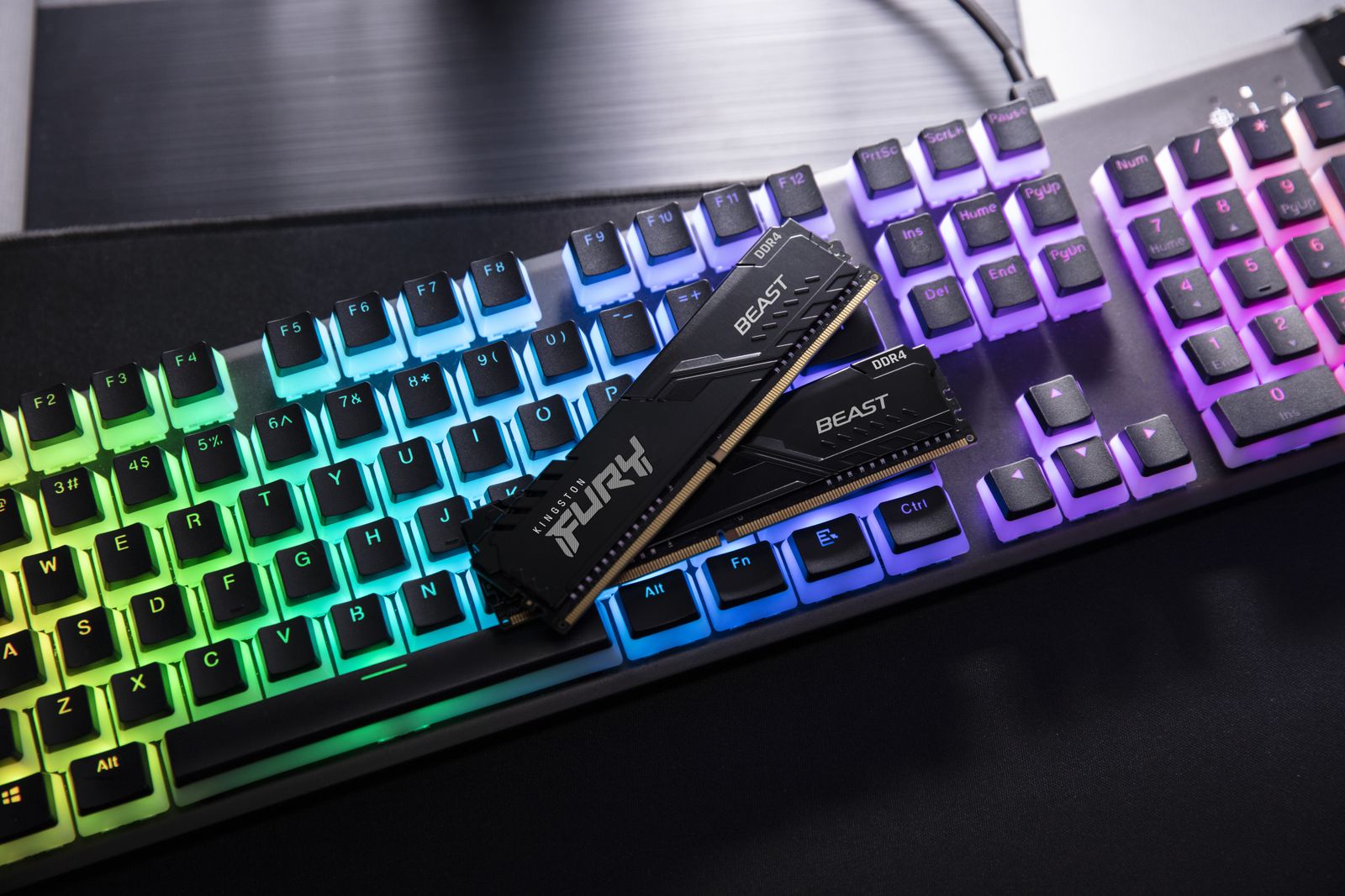 Kingston Technology KF432C16BBK2/64 FURY Beast 64GB (2x32GB) DDR4-3200 CL16 DIMM, 1,2 V, Intel XMP 2.0, Schwarz