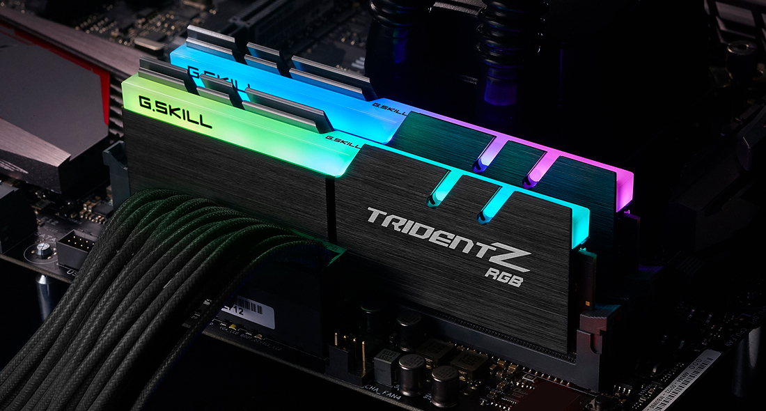 G.Skill Trident Z RGB F4-3600C18D-32GTZR Arbeitsspeicher 32 GB (2x16) DDR4 3600 MHz CL18, RGB, 288-pin DIMM, 1.35 V, XMP 2.0