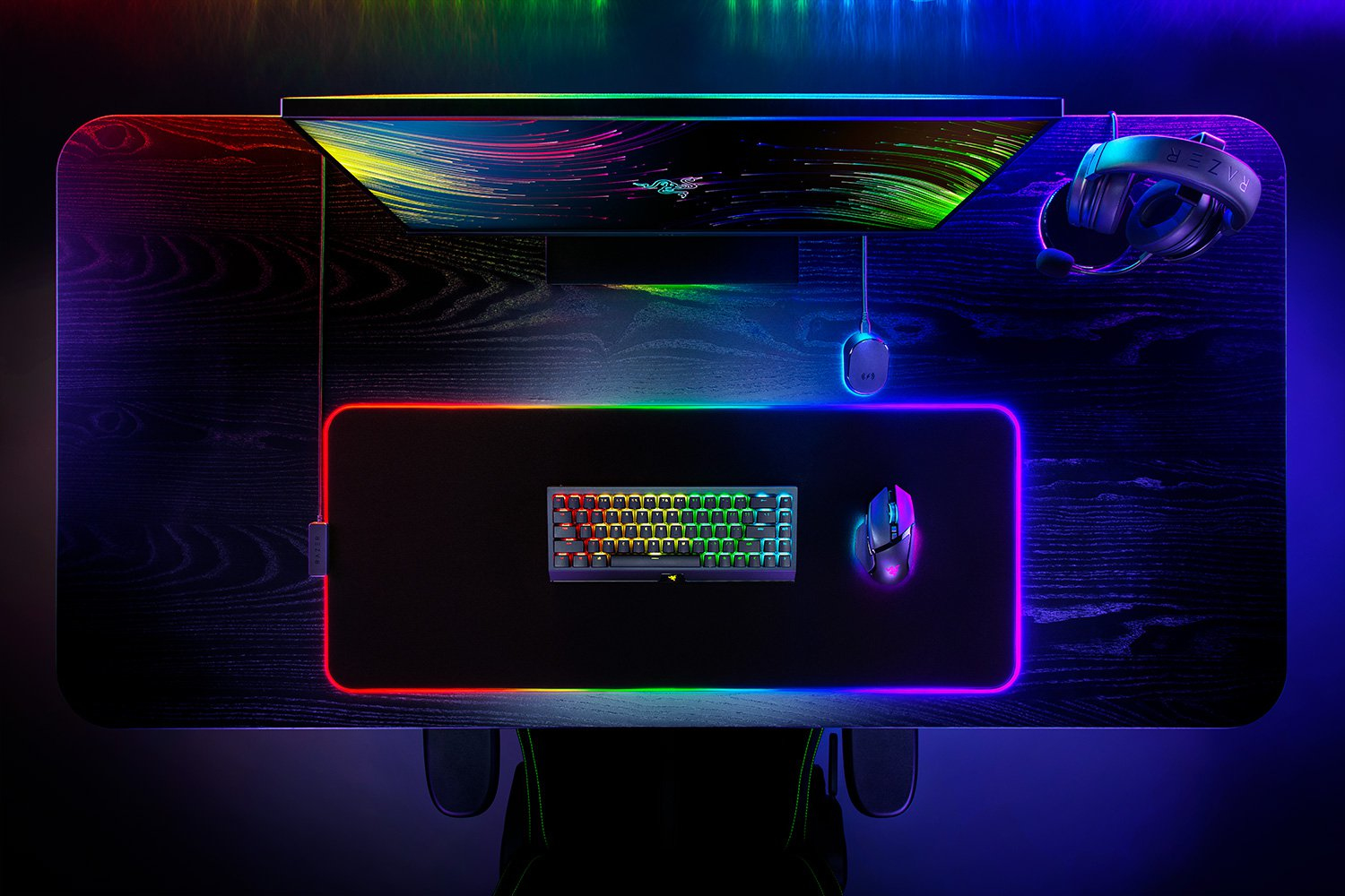 Razer Strider Chroma Extended Gaming Mousepad Soft & Hard Hybrid RGB 900x390x4mm