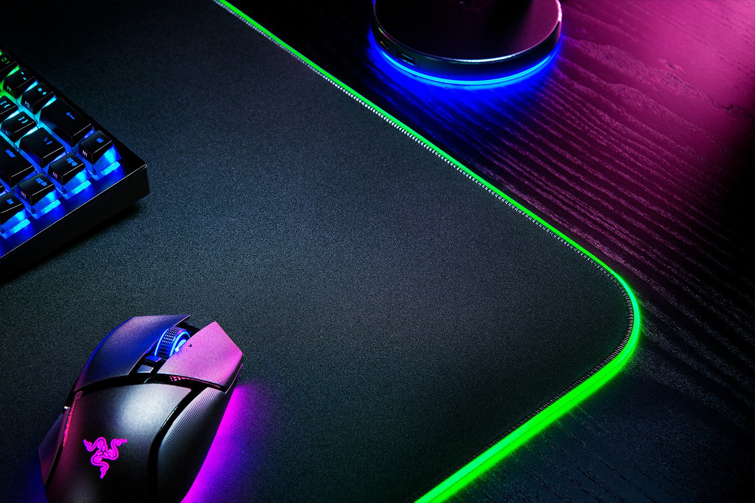 Razer Goliathus Chroma 3XL Gaming Mousepad Soft RGB 1200x550x3.5mm Black