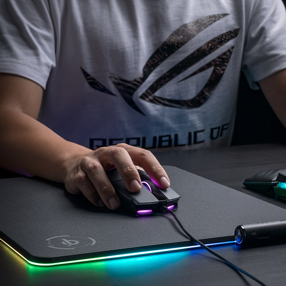 ASUS ROG Strix Impact II Maus Kabelgebunden USB Typ-A Optisch 6200 DPI RGB 5 programmierbare Tasten Beidhändig Ambidextrous Gaming Büro