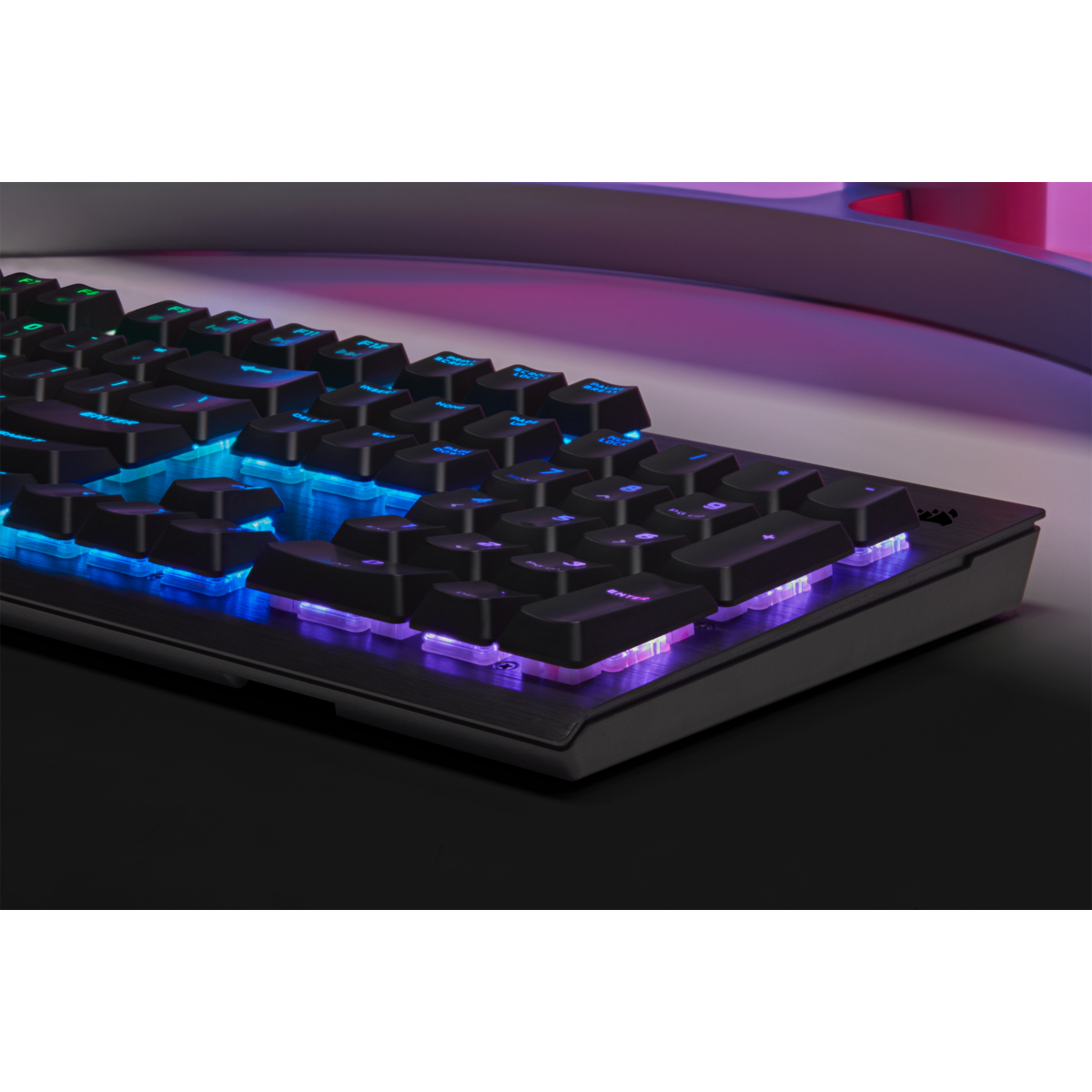 Corsair K60 RGB PRO Low Profile Tastatur Gaming USB Schwarz