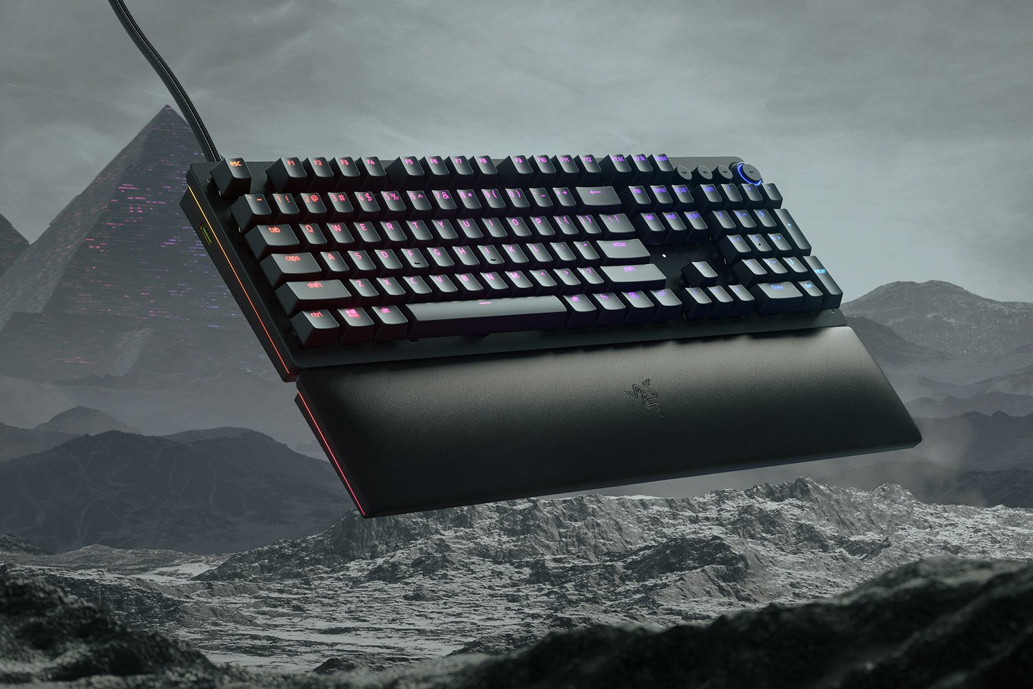 Razer Huntsman V2 Analog - Analoge optische Gaming-Tastatur Schwarz - (CHE Layout - QWERTZ)