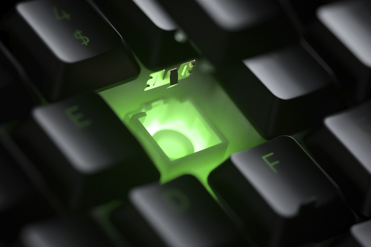Razer Ornata V2 Gaming Keyboard Mecha-Membrane Switches Chroma RGB RU-Layout