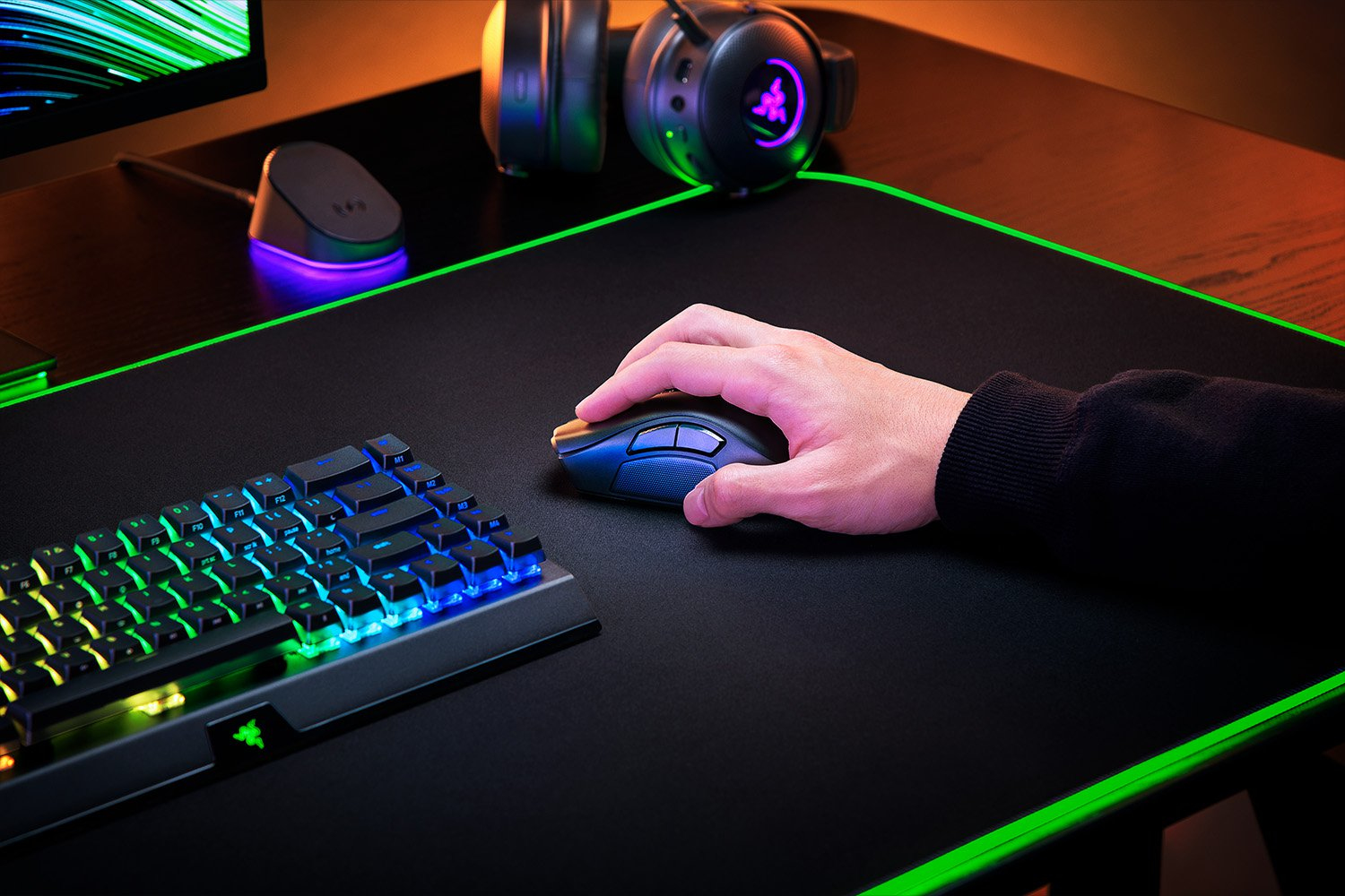 Razer Naga V2 Pro Gaming Mouse Dual Wireless + USB-C 30.000 DPI Modular RGB MMO
