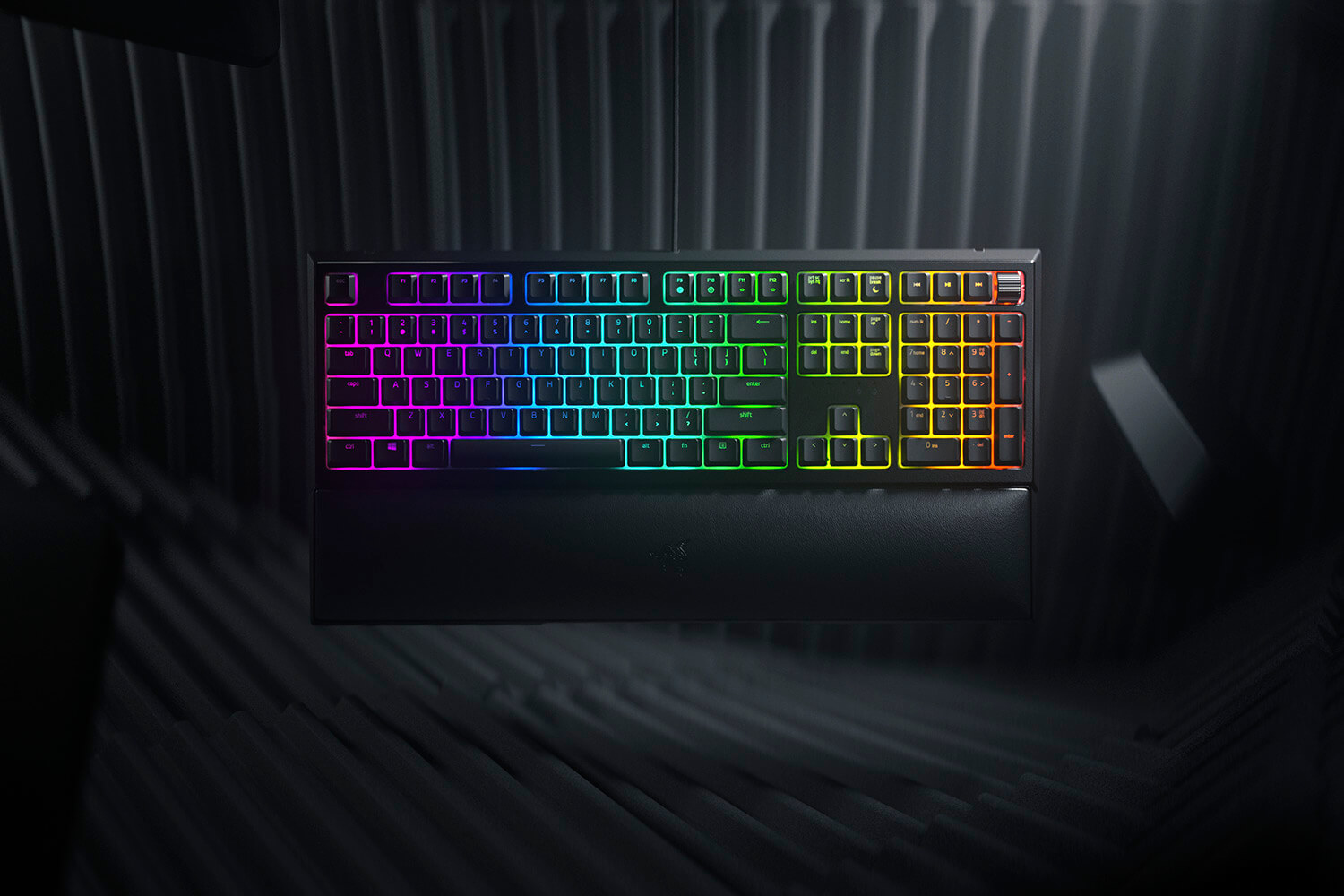 Razer Ornata V2 Gaming Keyboard Mecha-Membrane Switches Chroma RGB DEU Layout QWERTZ