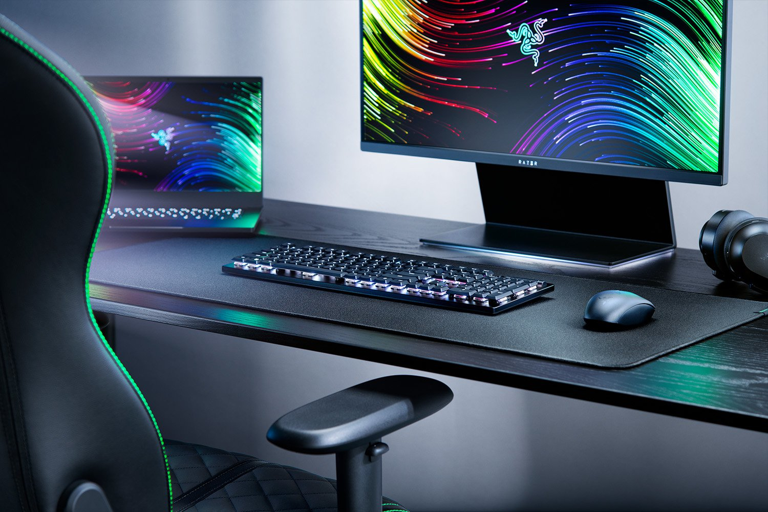 Razer DeathStalker V2 Pro Gaming Keyboard Dual Wireless Optical Red Switches RGB FRA Layout AZERTY