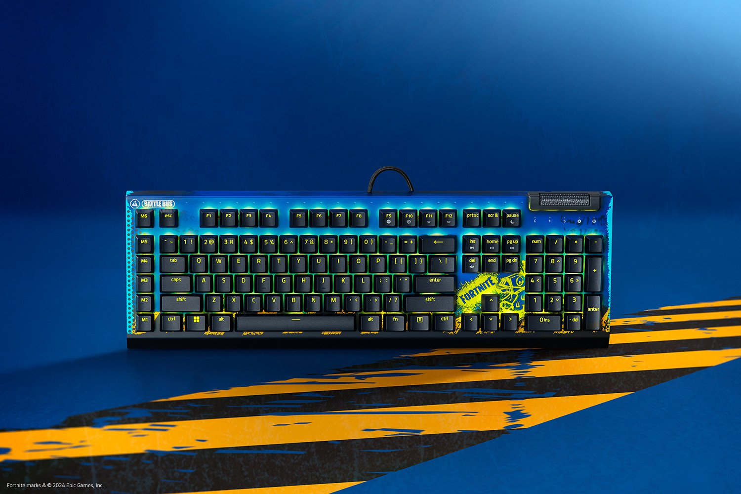 Razer BlackWidow V4 X - Fortnite Edition Mechanische Gaming-Tastatur mit RGB (Yellow Switches, 6 eigene Makro-Tasten, Doubleshot-ABS-Tastenkappen) - (USA Layout - QWERTY)