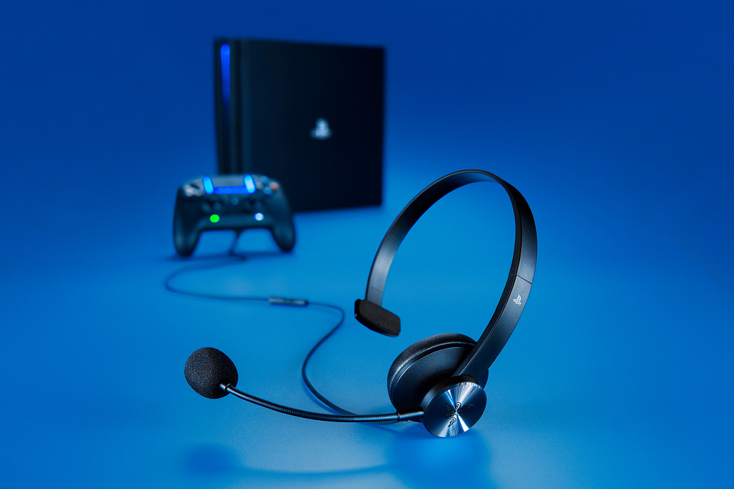 Razer Tetra Chat Headset On-Ear Mono 3.5mm for PS4 Black Razer Tetra Chat Headset On-Ear Mono 3.5mm for PS4 Black