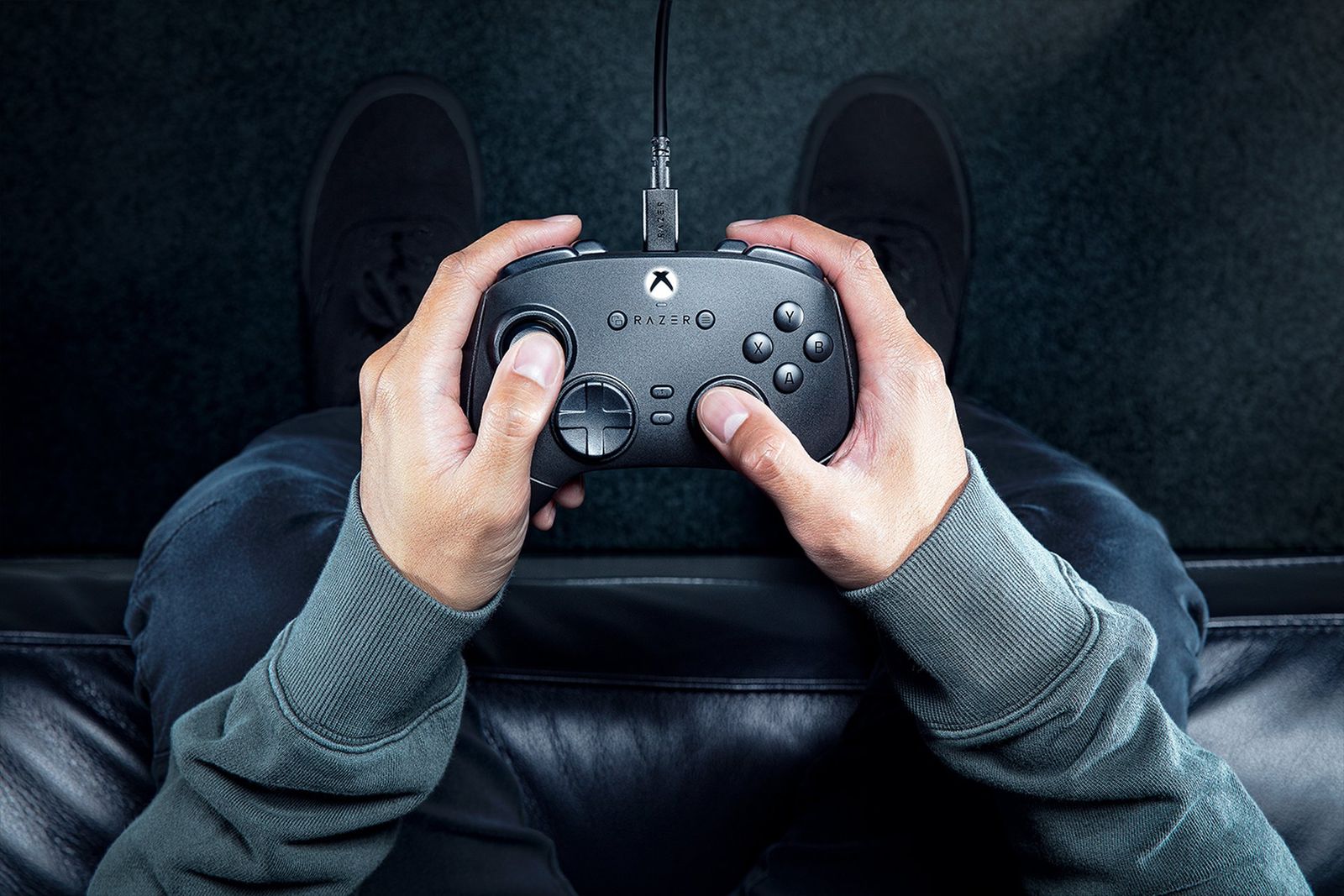 Razer Wolverine V3 Tournament Edition - Kabelgebundener Esports Controller für Xbox X|S & PC (Mecha Tactile Action Buttons, Pro HyperTriggers, 8-Wege D-Pad, 3m USB-C Kabel) Schwarz