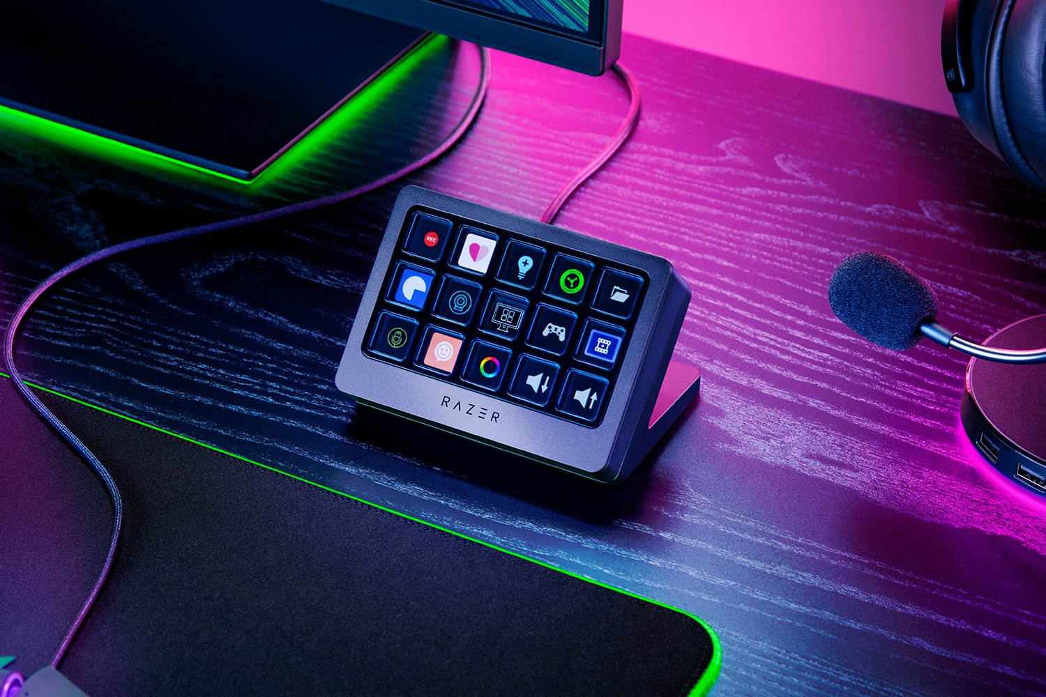 Razer Stream Controller X All-in-One-Deck Streaming Content-Creation USB 15 Buttons for PC Mac