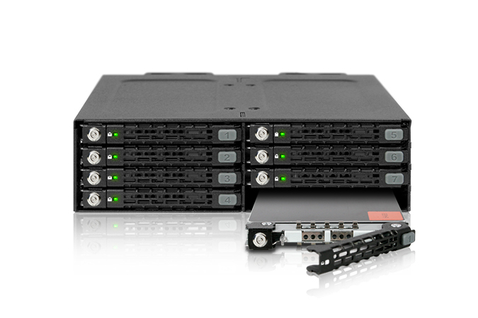 Icy Dock MB998SK-B Hot-Swap Festplatten-Backplane, Metall, Schwarz, 6 Gbit/s, Sperrschloss, 2 Lüfter (4 cm)