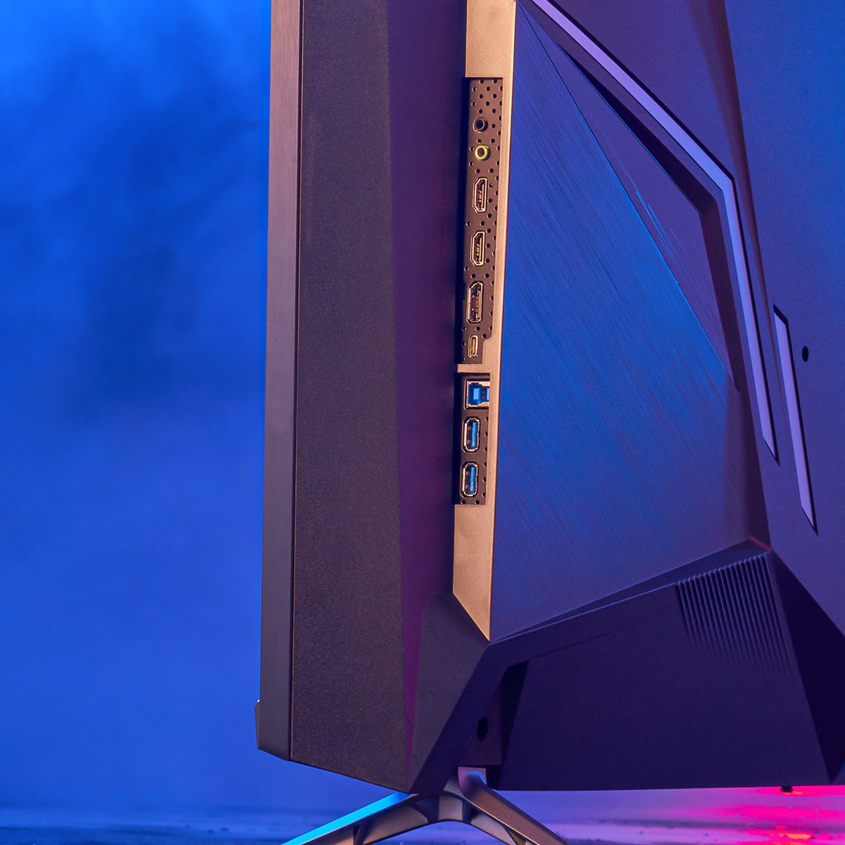 Gigabyte Aorus FV43U 109cm 43" 4K Gaming-Monitor HDMI 2.1/DP/USB-C 144Hz 1ms FV43U-EK